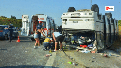 Soma'da İşçi Taşıyan Midibüs Kaza Yaptı